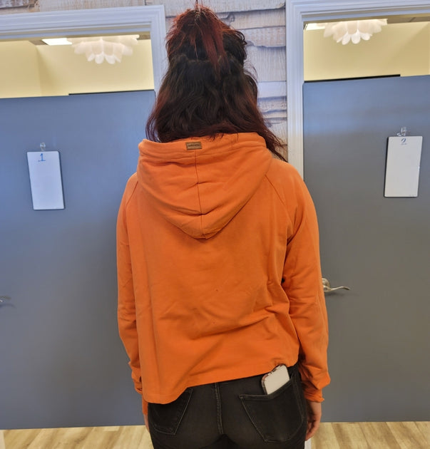 Leelee Crop Wanakome Hoodie – Shop Seven North Ak